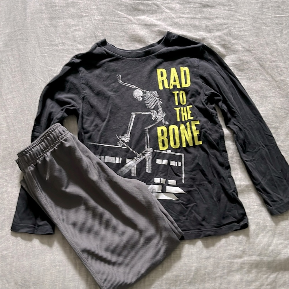 Boys skater outfit size 5/6